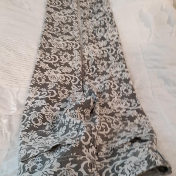 Pants - Picture 5 of 5